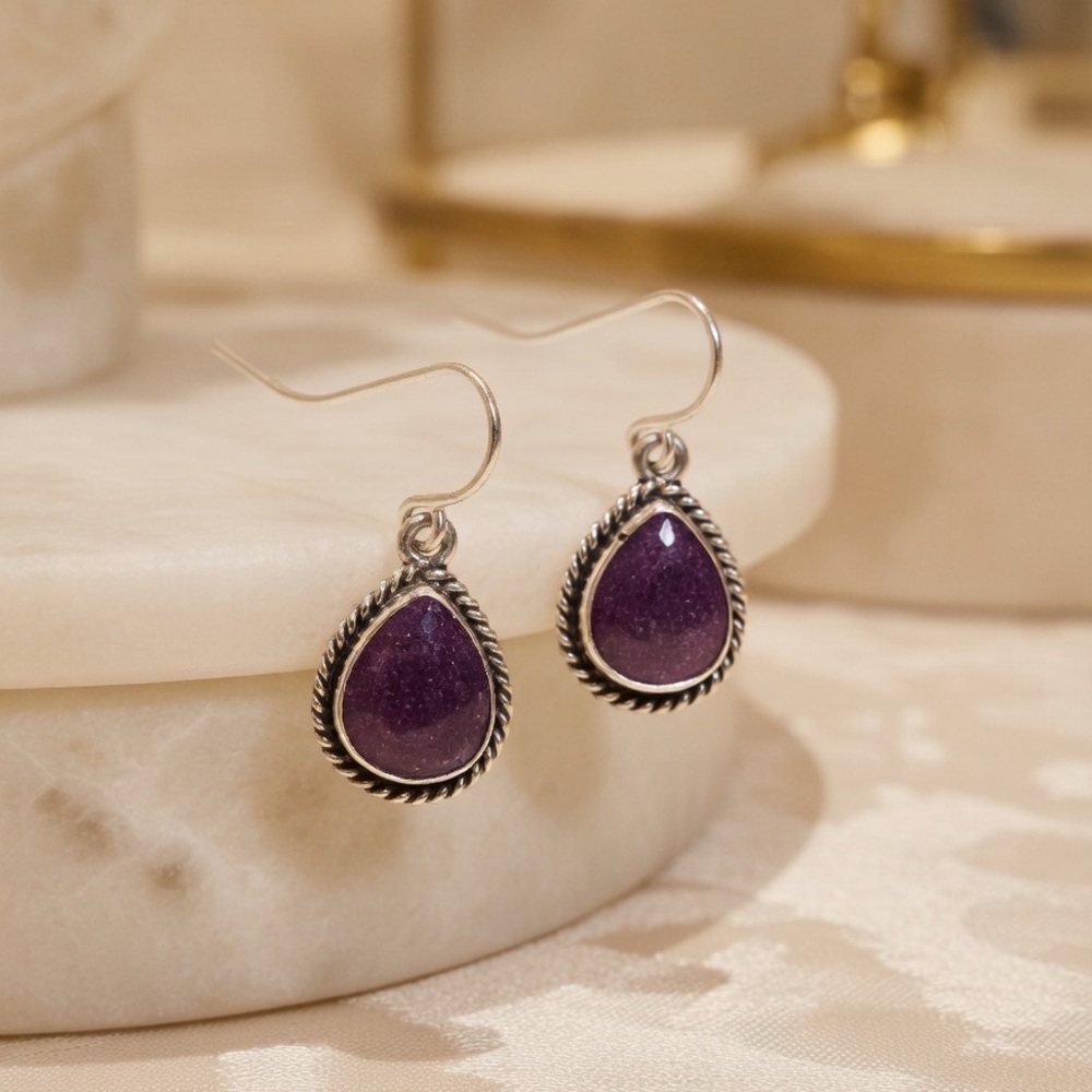 KENNETH COLE KC Purple Teardrop Dangle Earrings Silver Tone Amethyst Color